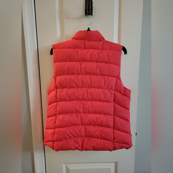 NWT Loft Full Zip Puffer Vest with Pockets Coral Pink Size Large - Picture 6 of 8